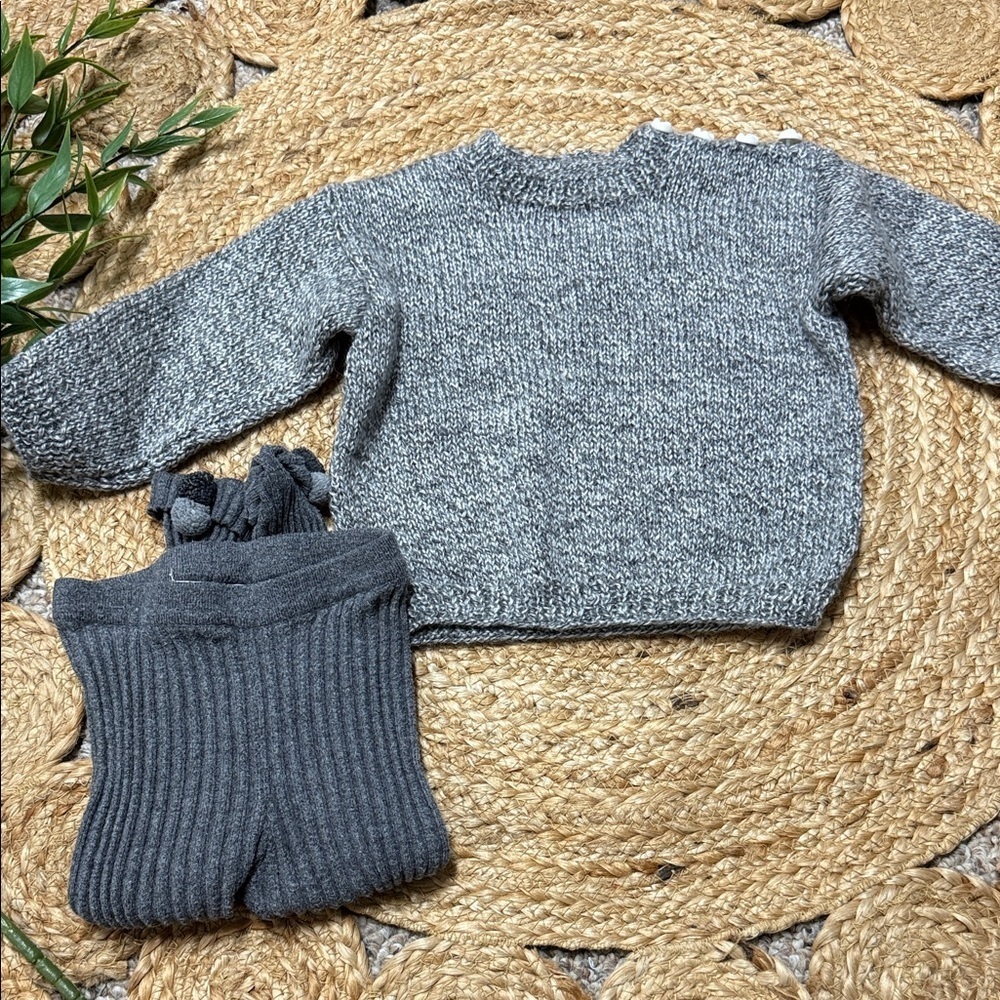 Zara Ribbed Legging And unbrand Boxy Sweater. 18-24 mo